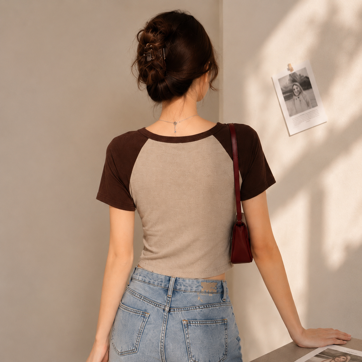 Women’s Ribbed Raglan Crop Top – Brown & Beige