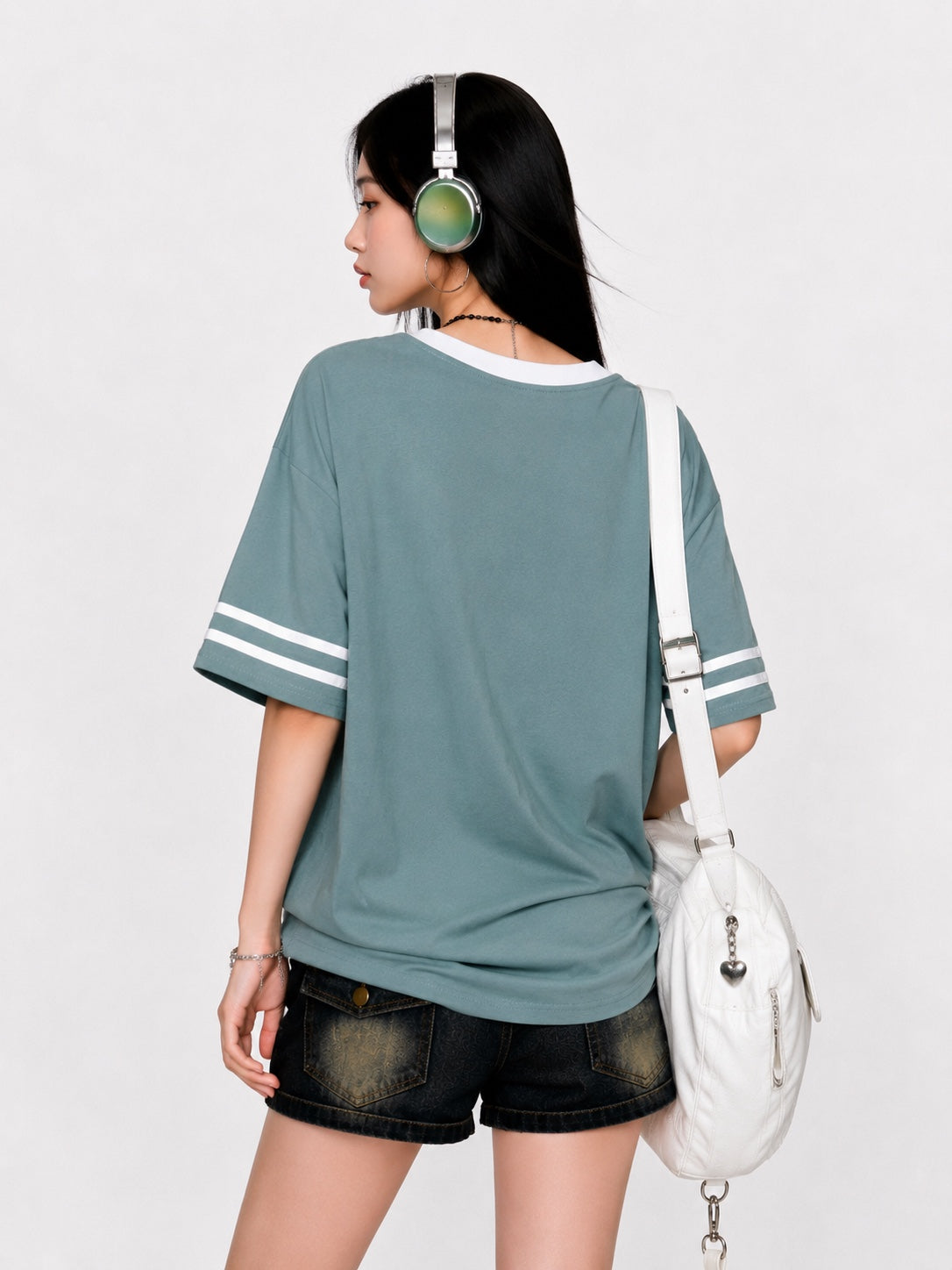 Bow Appliqué Oversized T-Shirt