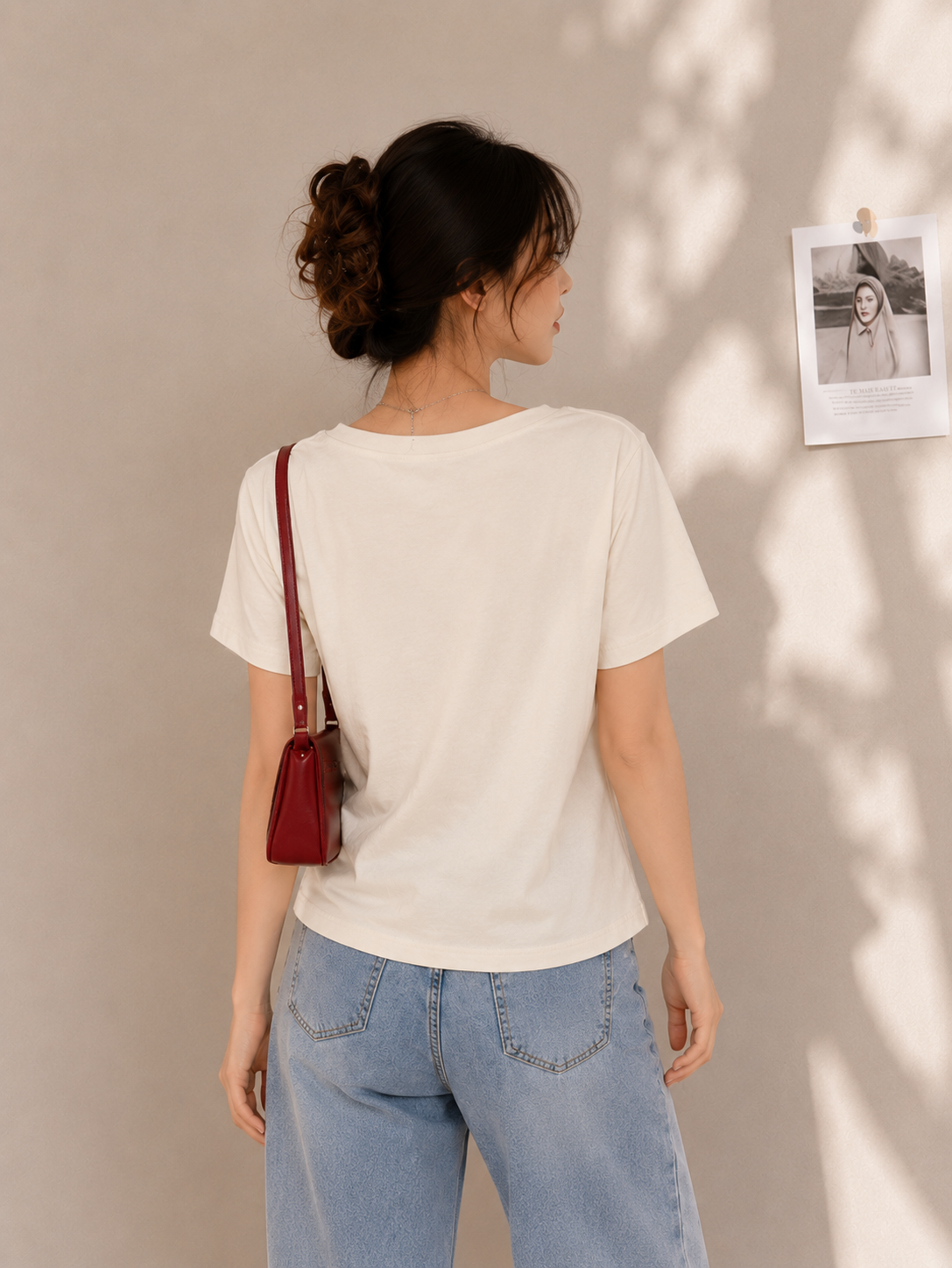 Love Art Minimal Graphic Casual Tee