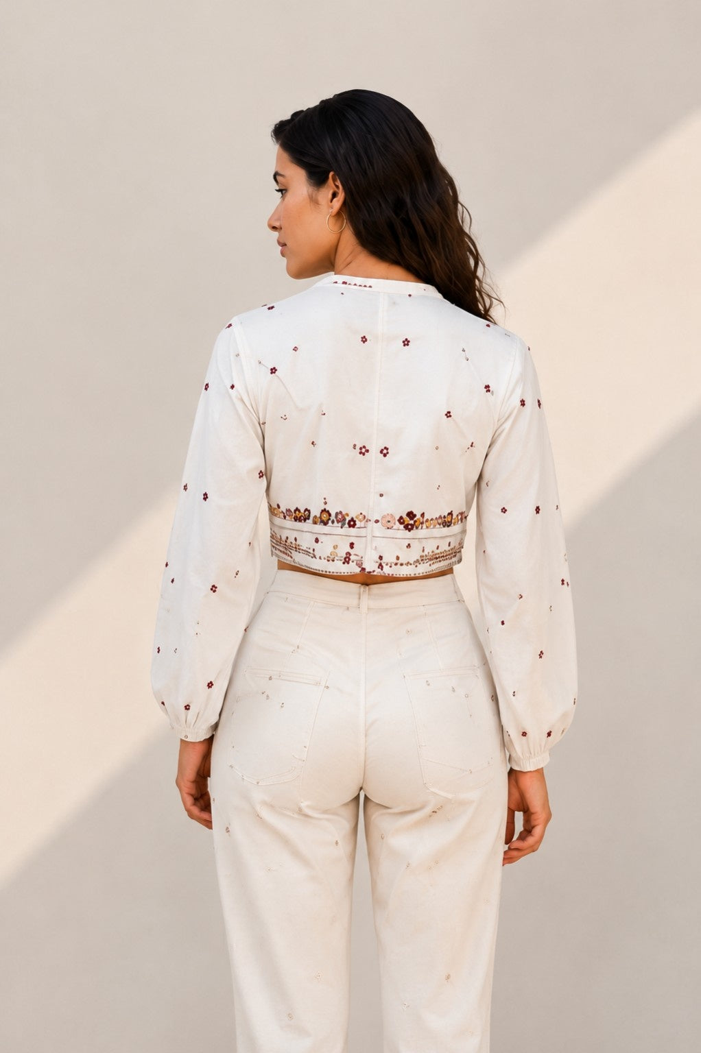 Floral Embroidered V-Neck Crop Top – White